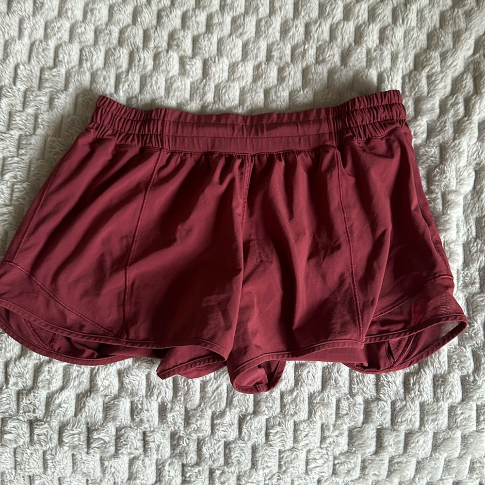 Hotty Hot short size 8